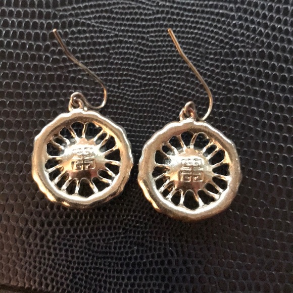 Earrings - Picture 5 of 5